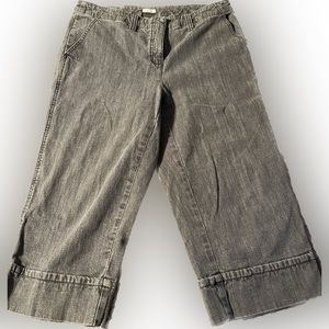 Liz and Co capris size 14